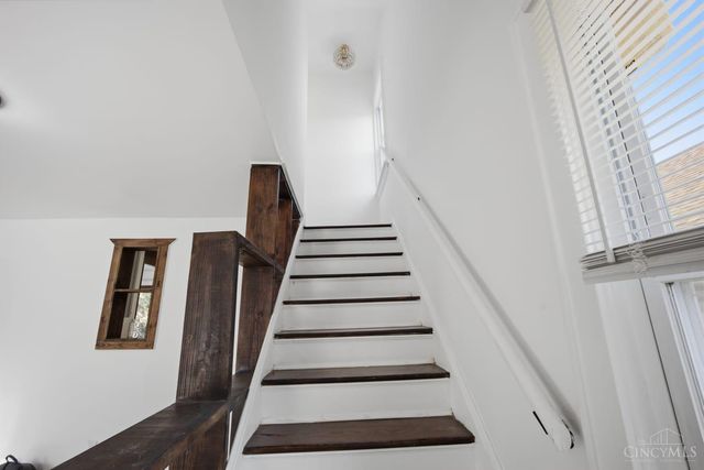 6607 Betts Avenue, North College Hill, OH 45239