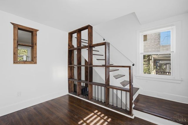 6607 Betts Avenue, North College Hill, OH 45239