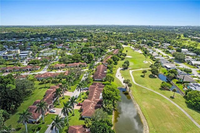 1037 Forest Lakes DR # 8D, Naples, FL 34105