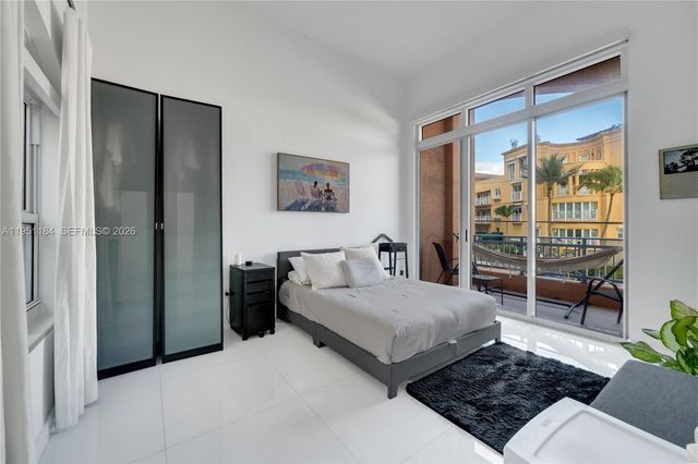 90 Alton Rd TH-1, Miami Beach, FL 33139