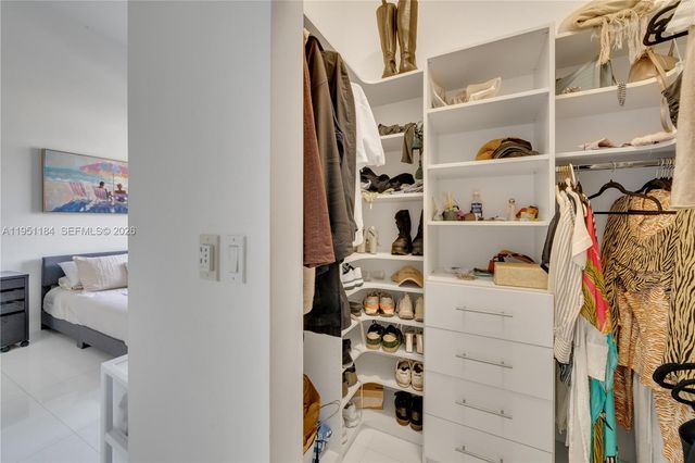 90 Alton Rd TH-1, Miami Beach, FL 33139