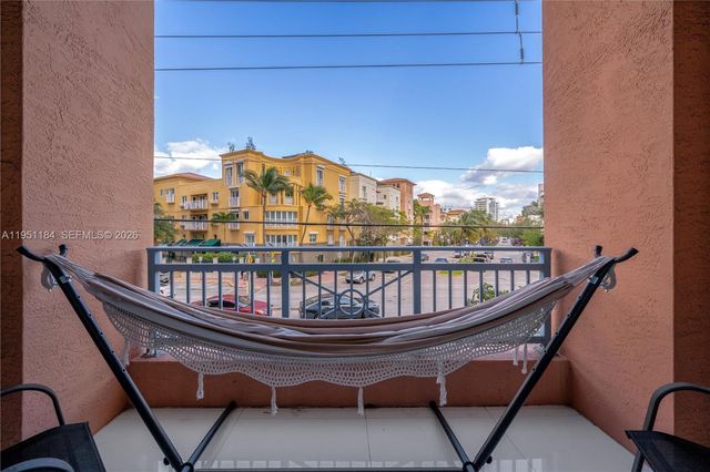 90 Alton Rd TH-1, Miami Beach, FL 33139