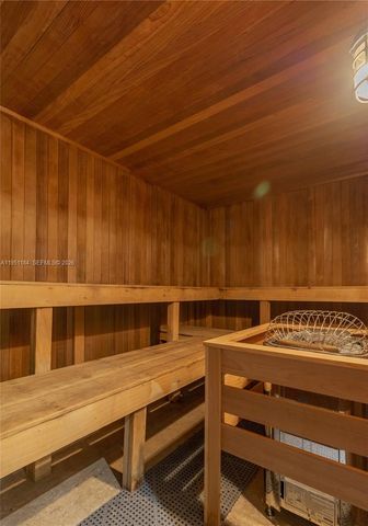 90 Alton Rd TH-1, Miami Beach, FL 33139