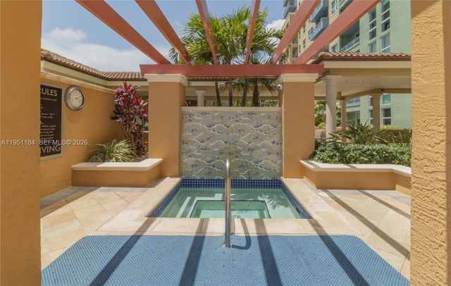 90 Alton Rd TH-1, Miami Beach, FL 33139