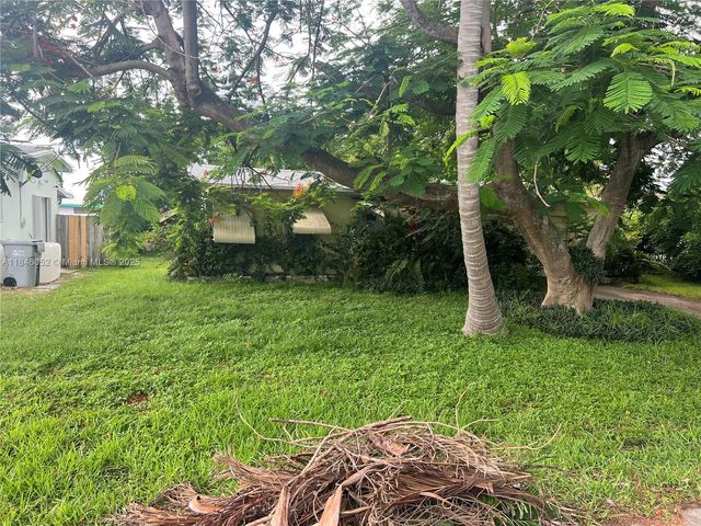 1612 NE 29th St, Pompano Beach, FL 33064