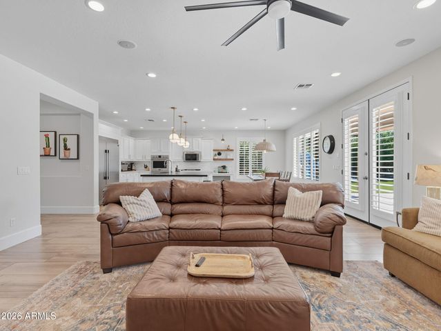 7108 S Twilight Court, Gilbert, AZ 85298