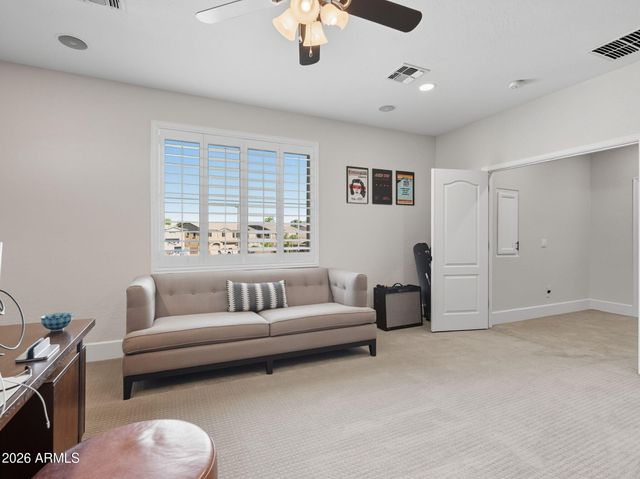 7108 S Twilight Court, Gilbert, AZ 85298