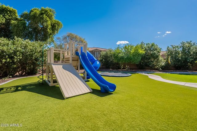 7108 S Twilight Court, Gilbert, AZ 85298