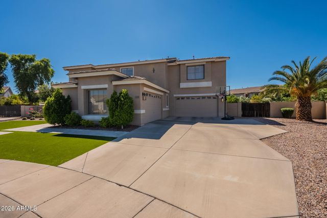 7108 S Twilight Court, Gilbert, AZ 85298