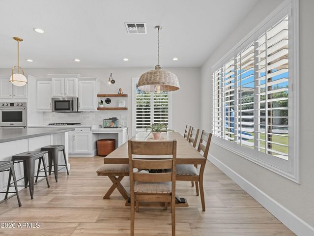 7108 S Twilight Court, Gilbert, AZ 85298