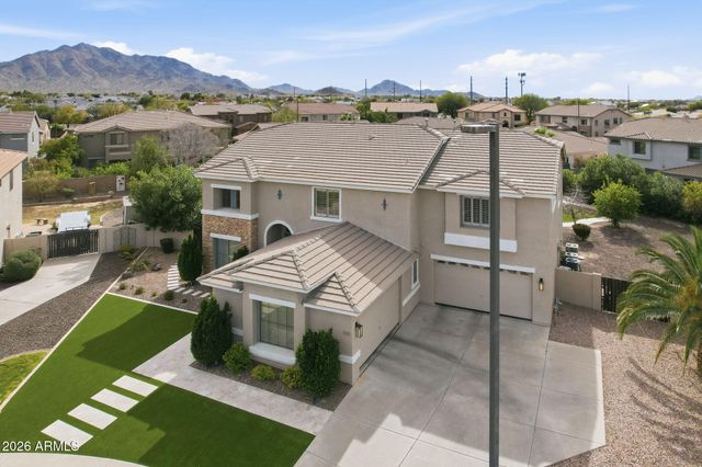 7108 S Twilight Court, Gilbert, AZ 85298