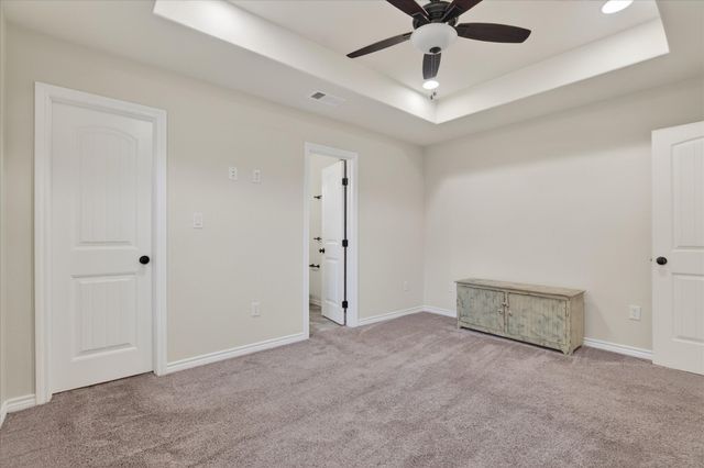 805 Main Street, Tioga, TX 76271