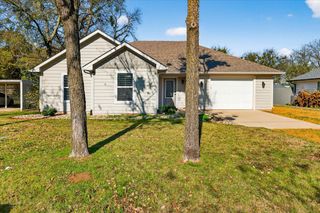 805 Main Street, Tioga, TX 76271