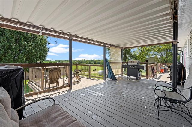 17739 Eisenhower Road, Leavenworth, KS 66048