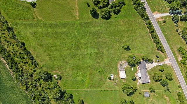 17739 Eisenhower Road, Leavenworth, KS 66048