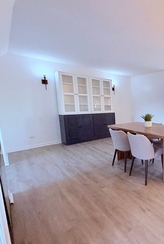 1670 N Douglas Court, Arlington Heights, IL 60004