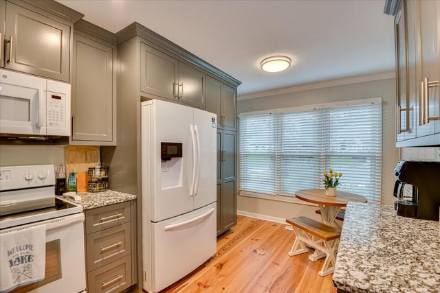 315 Coastal Cove Cove, Mc Cormick, SC 29835