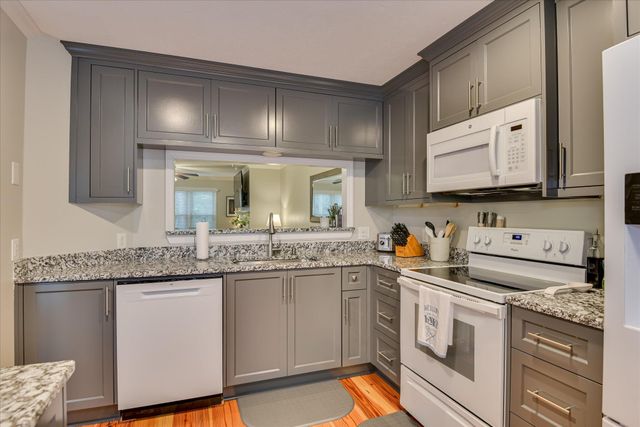315 Coastal Cove Cove, Mc Cormick, SC 29835