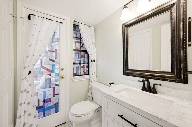 1223 Saint Monet Drive, Irving, TX 75038