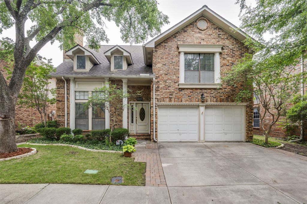 1223 Saint Monet Drive, Irving, TX 75038