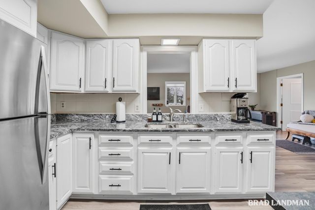 2317 Holly Avenue, Portage City, MI 49024