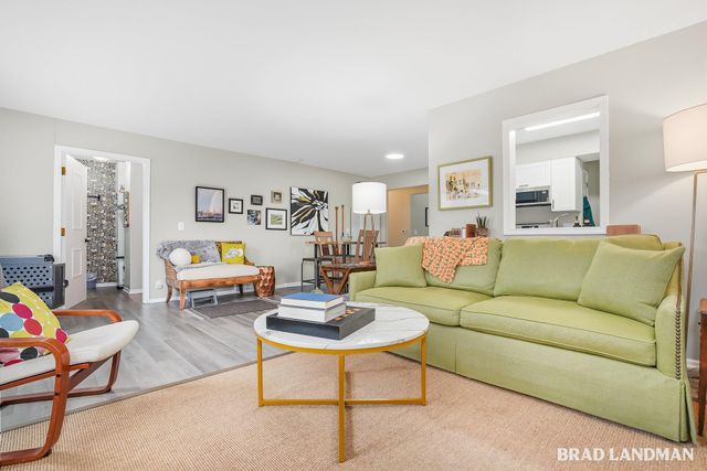 2317 Holly Avenue, Portage City, MI 49024