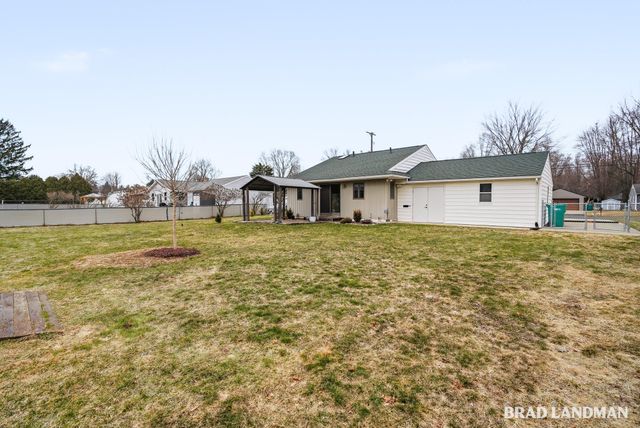 2317 Holly Avenue, Portage City, MI 49024