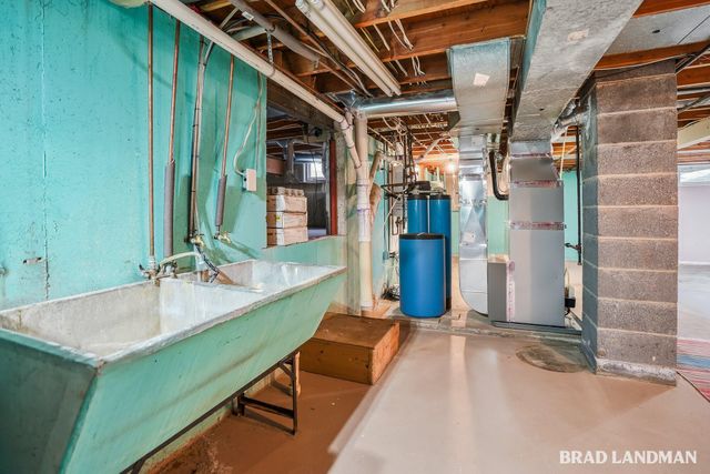 2317 Holly Avenue, Portage City, MI 49024