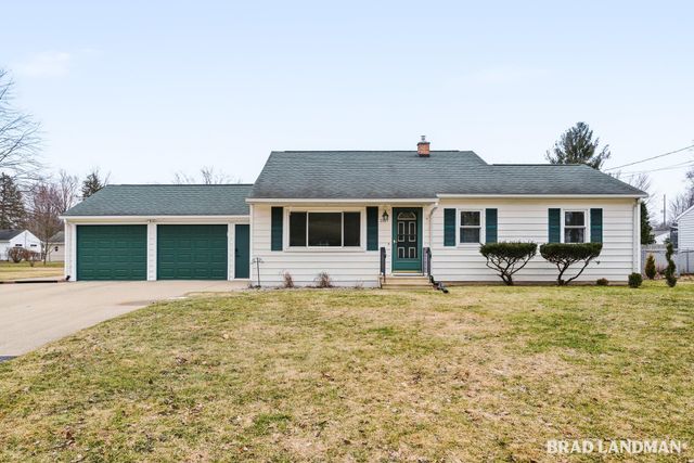 2317 Holly Avenue, Portage City, MI 49024