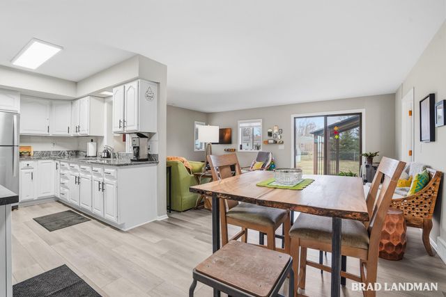 2317 Holly Avenue, Portage City, MI 49024