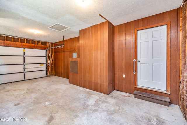 114 Country Place Road, Wilmington, NC 28409
