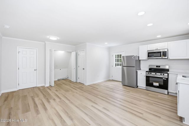 114 Country Place Road, Wilmington, NC 28409