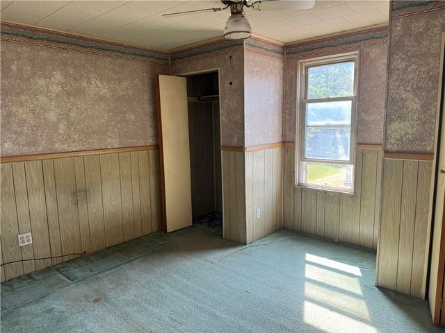 305 N Lafayette St, New Castle, PA 16102