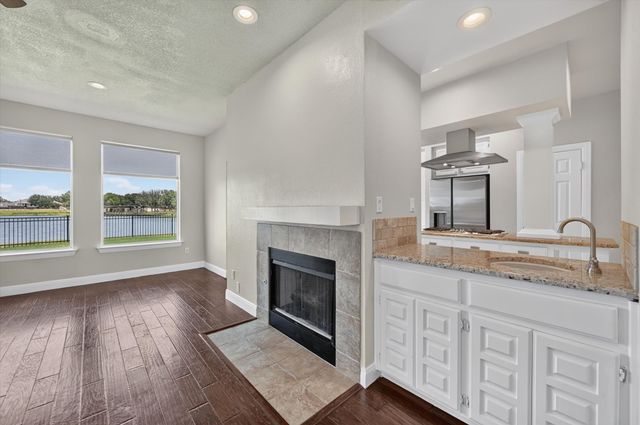 2204 Lakeshore Drive, Flower Mound, TX 75028