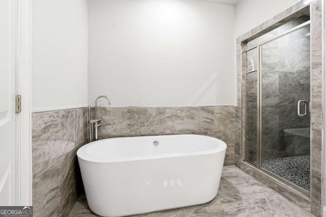 8005 Linfield Way, Atlanta, GA 30350