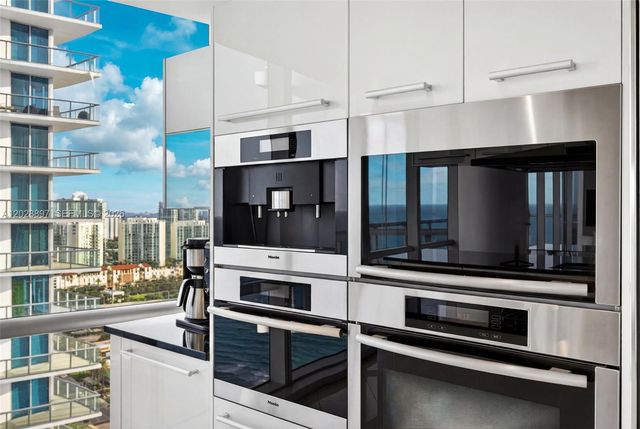 17121 Collins Ave 2601, Sunny Isles Beach, FL 33160