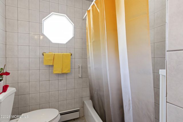 1242 Cattus Island Boulevard, Toms River, NJ 08753