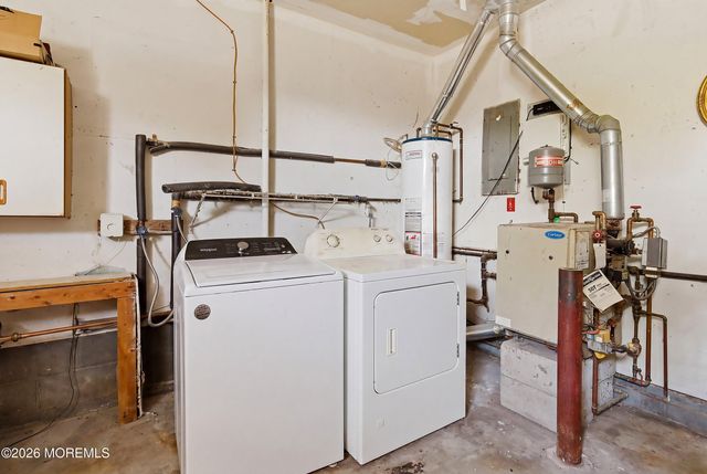 1242 Cattus Island Boulevard, Toms River, NJ 08753