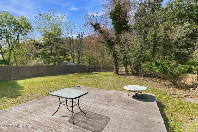 1242 Cattus Island Boulevard, Toms River, NJ 08753