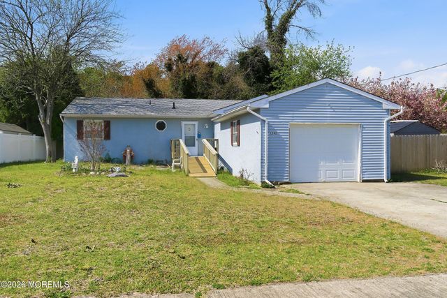 1242 Cattus Island Boulevard, Toms River, NJ 08753
