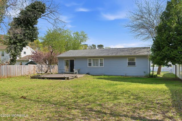 1242 Cattus Island Boulevard, Toms River, NJ 08753