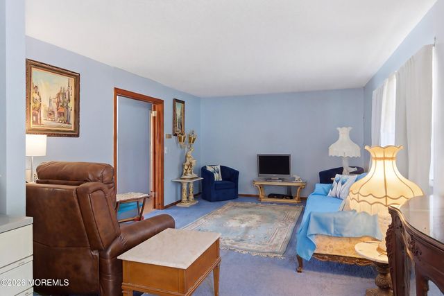 1242 Cattus Island Boulevard, Toms River, NJ 08753