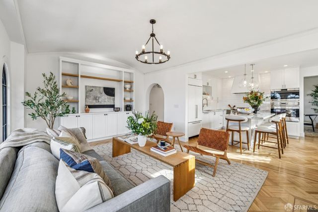 89 Idora Avenue, San Francisco, CA 94127