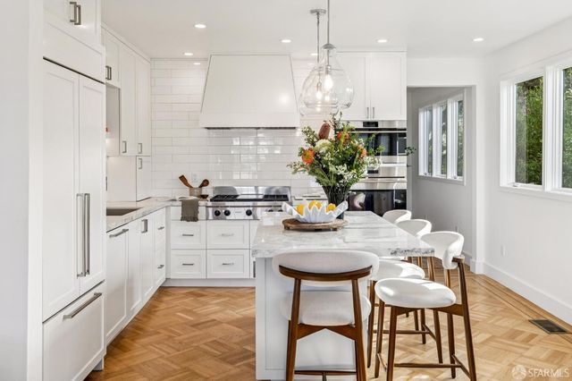 89 Idora Avenue, San Francisco, CA 94127