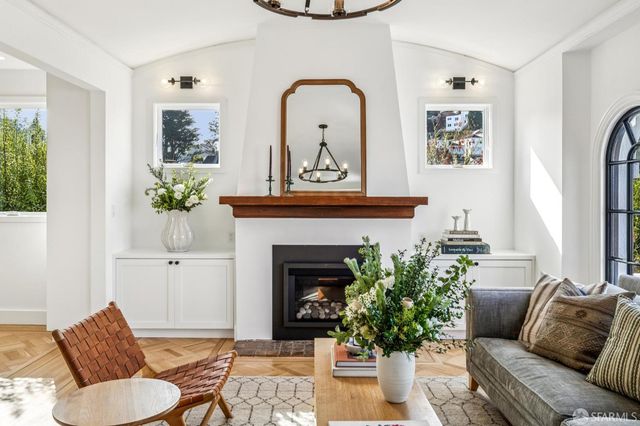 89 Idora Avenue, San Francisco, CA 94127