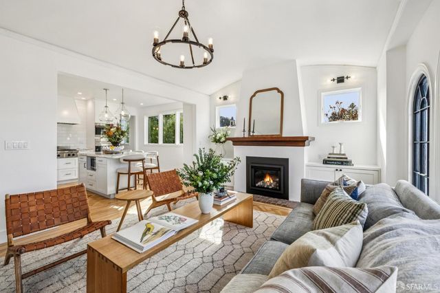 89 Idora Avenue, San Francisco, CA 94127