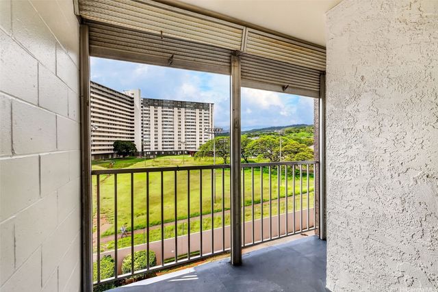 1260 Richard Lane B-602, Honolulu, HI 96819
