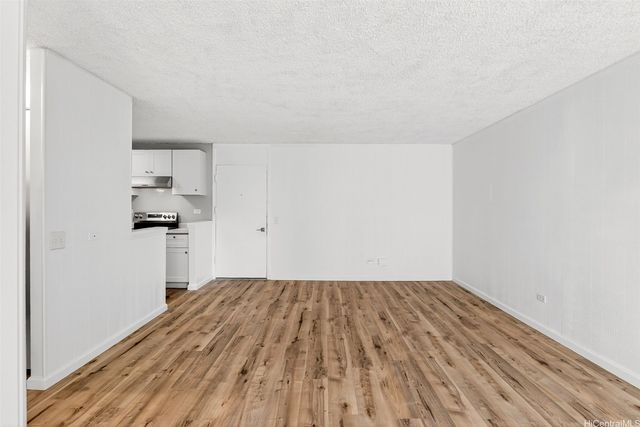 1260 Richard Lane B-602, Honolulu, HI 96819