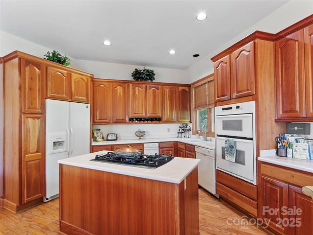 101 Spring Rock Road B3, Burnsville, NC 28714