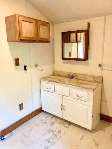 415 Dimmick Street, Owosso, MI 48867